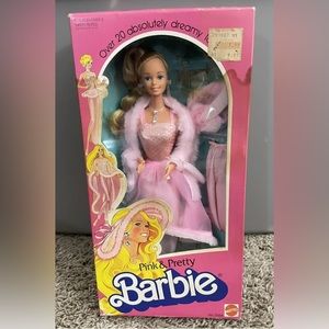 Vintage 1981 Pink & Pretty Barbie Doll #3554 Mattel